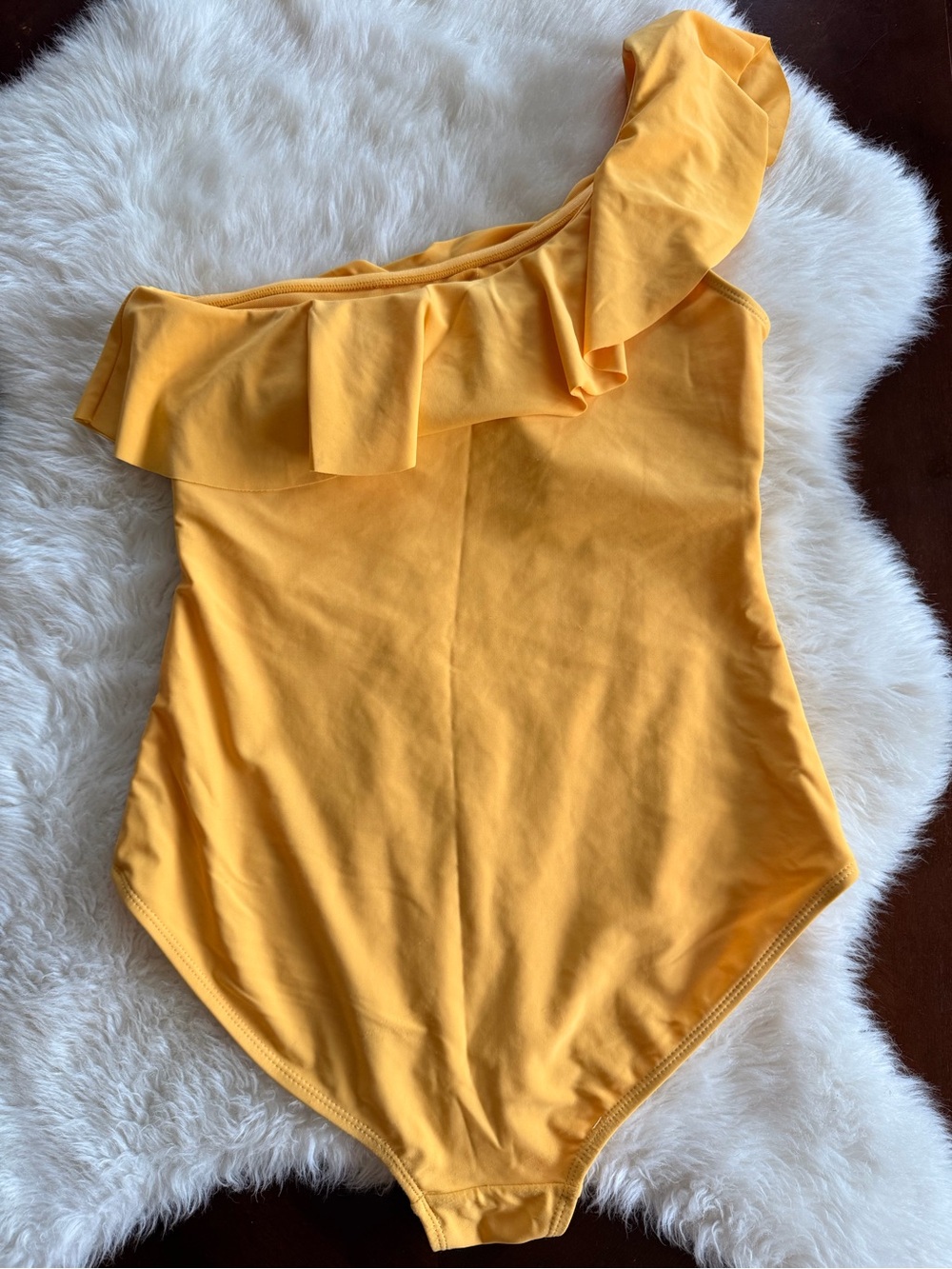 One Shoulder Ruffle Yellow Swimsuit - Picture 4 of 5